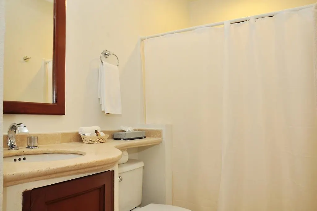 Hotel Club Yebo Playa del Carmen