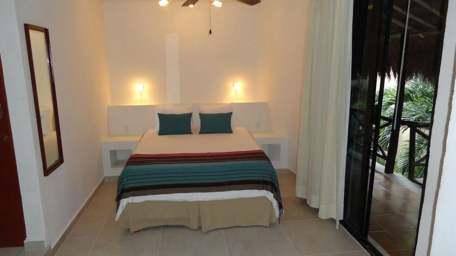 ***  Hotel Club Yebo Playa del Carmen Mexico