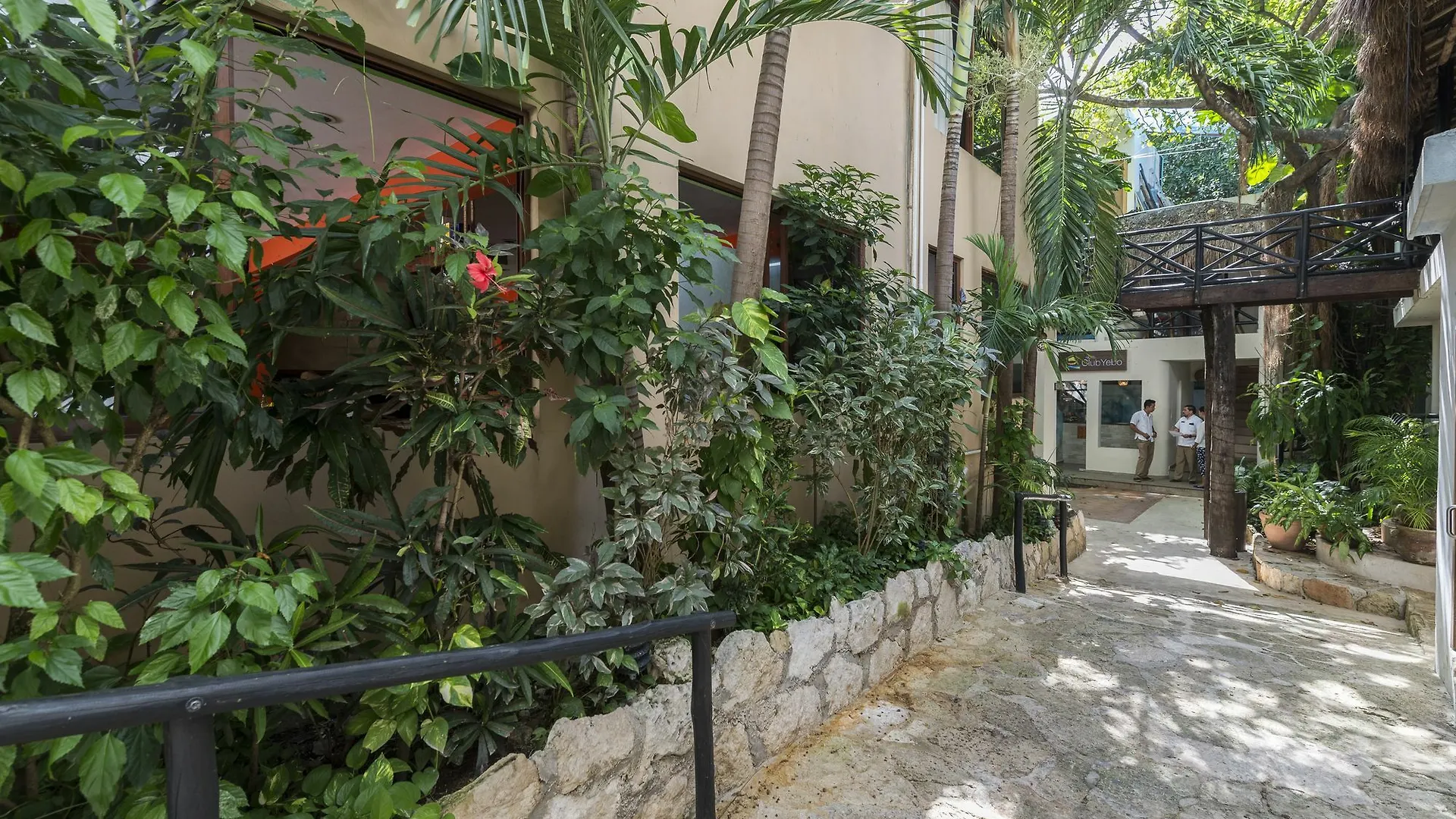 Hotel Club Yebo Playa del Carmen